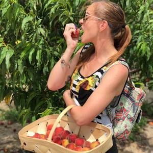 Meet your Posher, Raeanne